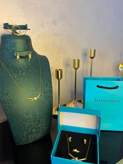 ​🎁 LE CADEAU PRESTIGE PARFAIT – PARURE TIFFANY NŒUD DE L'AMOUR 🎁